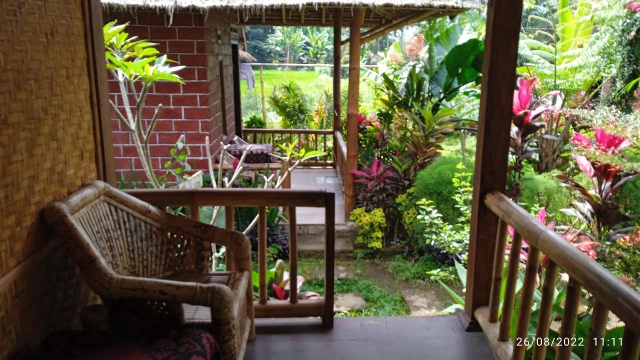 Ariel Bungalow Tetebatu Buitenkant foto